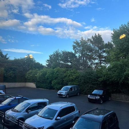Edinburgh City Centre - Powderhall Modern Spacious 2 Bedroom Apartment With Free Parking エクステリア 写真