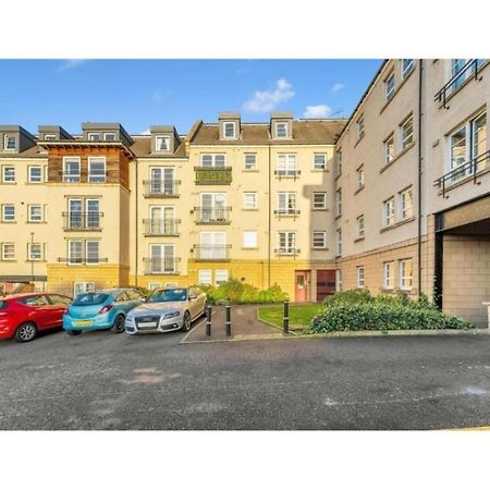 Edinburgh City Centre - Powderhall Modern Spacious 2 Bedroom Apartment With Free Parking エクステリア 写真