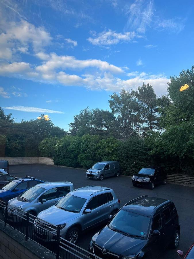 Edinburgh City Centre - Powderhall Modern Spacious 2 Bedroom Apartment With Free Parking エクステリア 写真