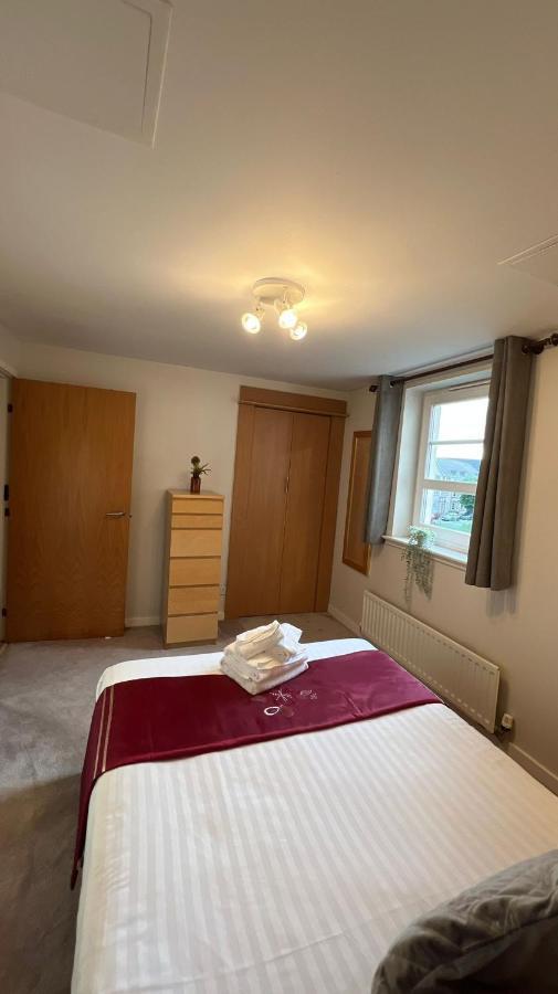 Edinburgh City Centre - Powderhall Modern Spacious 2 Bedroom Apartment With Free Parking エクステリア 写真
