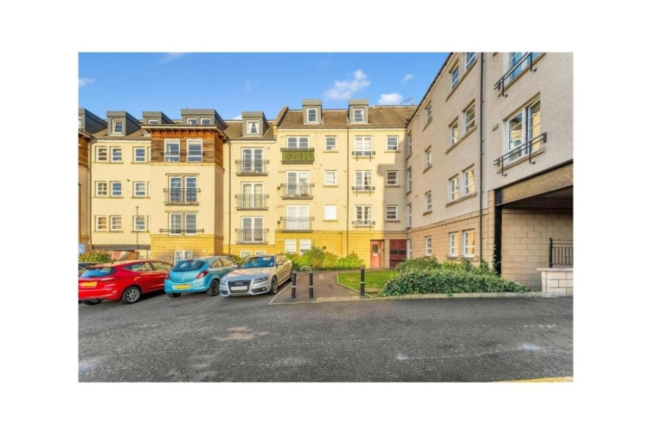 Edinburgh City Centre - Powderhall Modern Spacious 2 Bedroom Apartment With Free Parking エクステリア 写真
